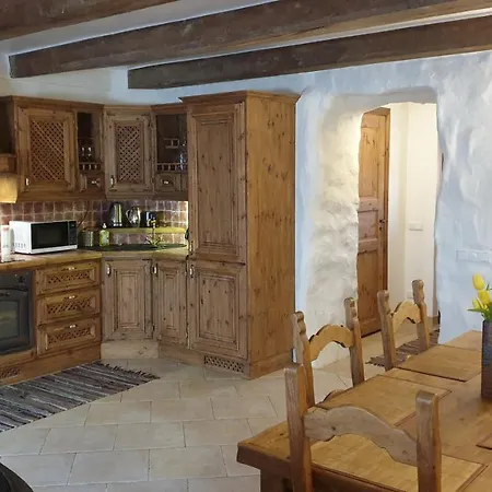 Апартаменты Deluxe In The Center With Balcony Пярну