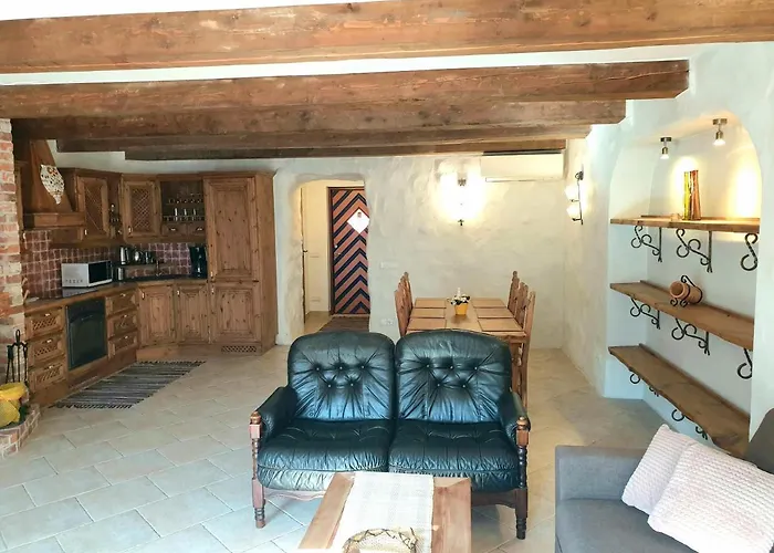 Apartment Deluxe In The Center With Balcony *