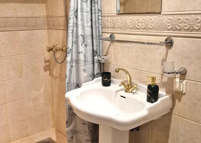 Deluxe In The Center With Balcony * Parnu