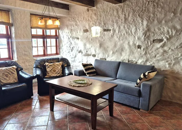 Apartment Deluxe In The Center With Balcony