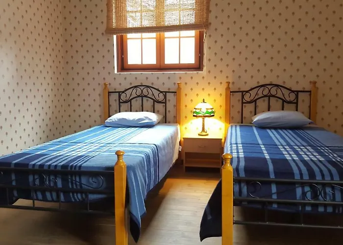 Deluxe In The Center With Balcony Apartment